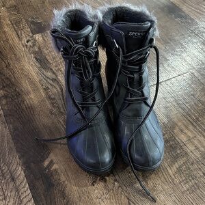 Sperry Women's Black Winter Boots with Fur Trim